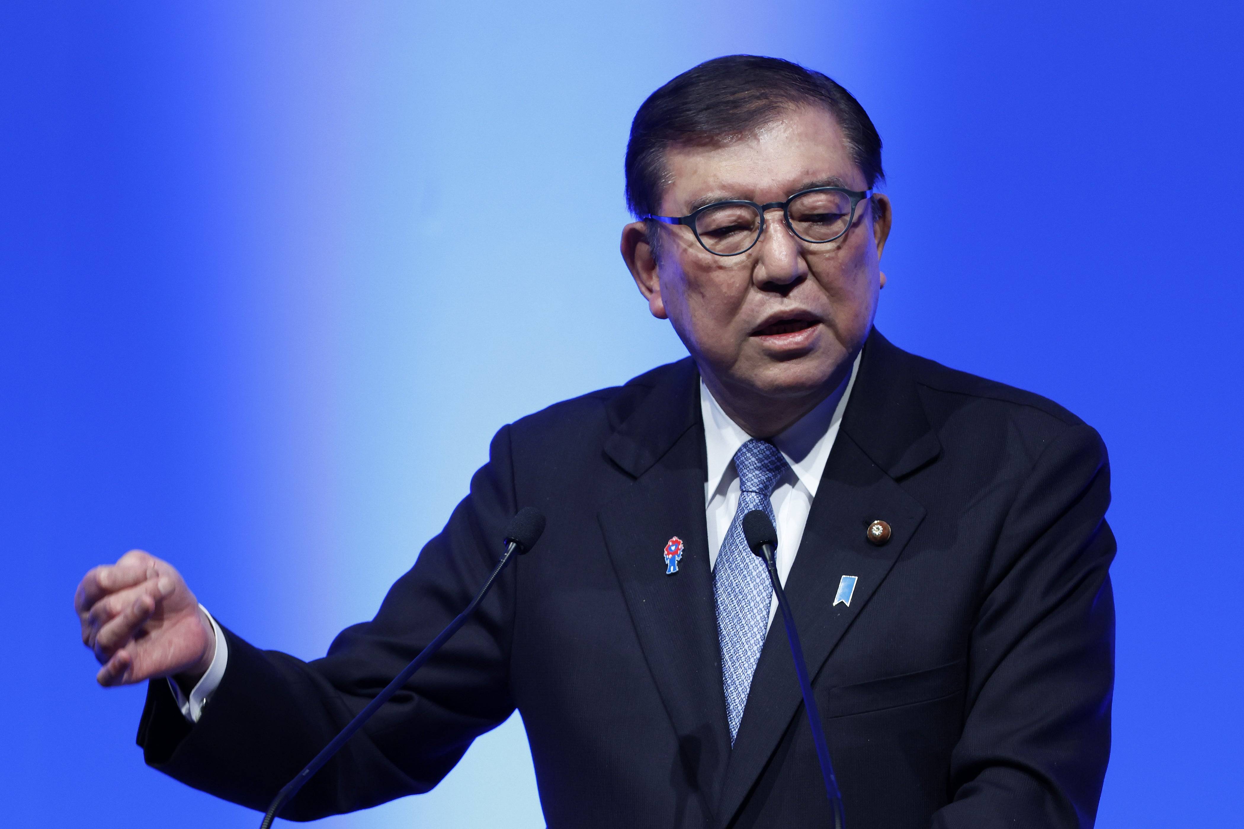 O PM do Japão aborda a controvérsia do Assassin's Creed Shadows