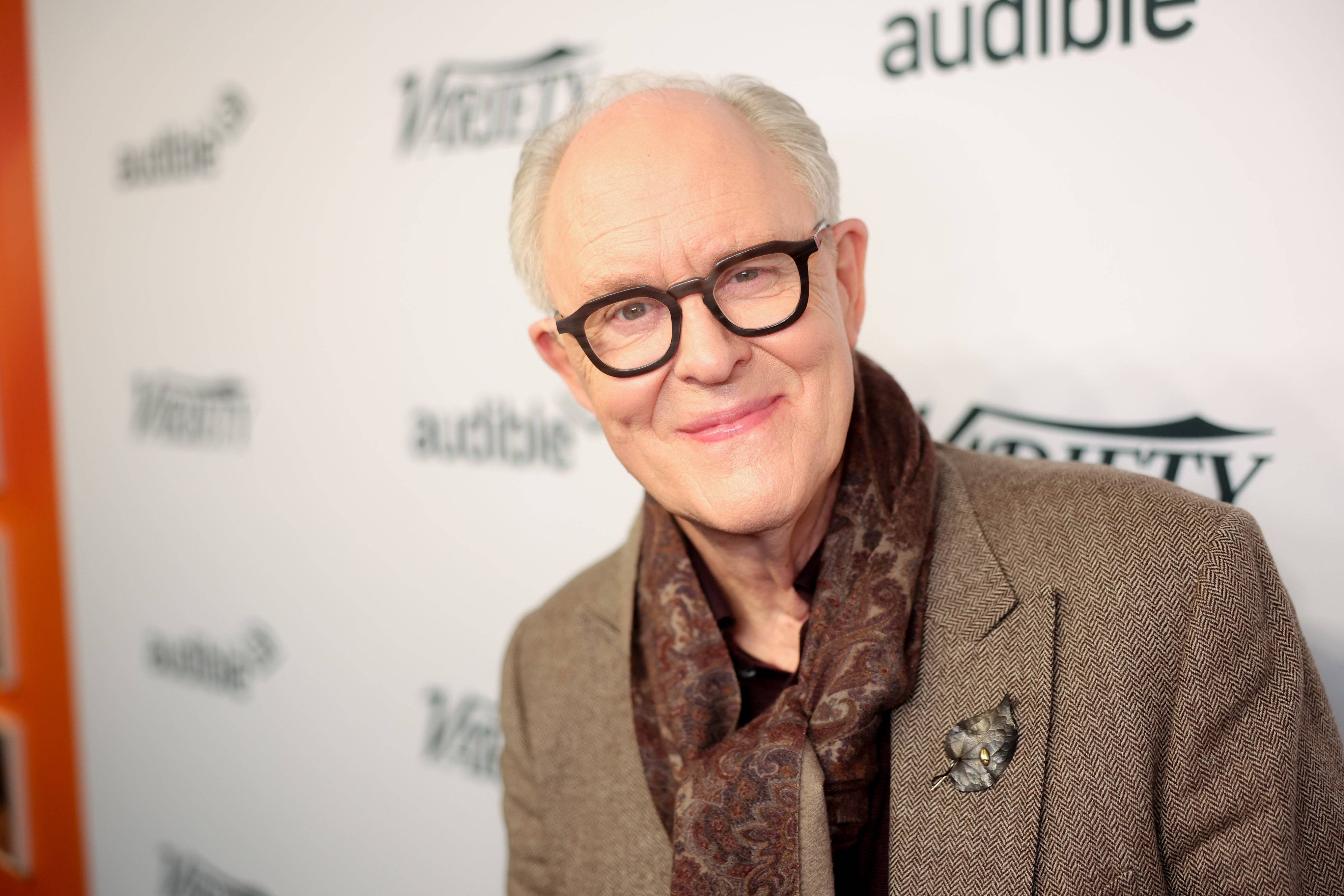 John Lithgow berhampiran untuk bermain Dumbledore dalam siri Harry Potter HBO